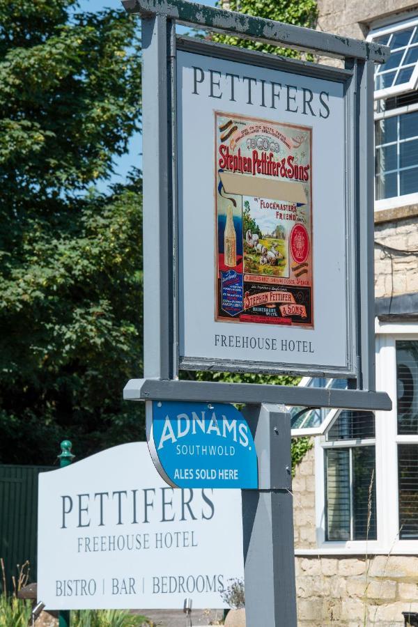 Pettifers Freehouse Hotel Crudwell Exterior foto